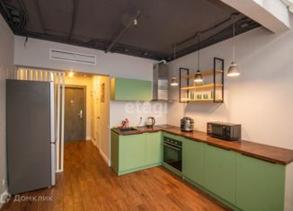 Сдается в аренду 1-комнатная квартира, 50.6 м2, Тюмень, улица Чернышевского, 1Б