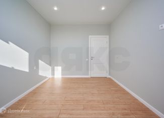 Продам 1-ком. квартиру, 36 м2, Краснодар, Питерская улица, 40к5, ЖК Новелла