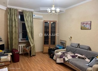 Двухкомнатная квартира на продажу, 60.2 м2, Москва, улица Алабяна, 10к1, улица Алабяна