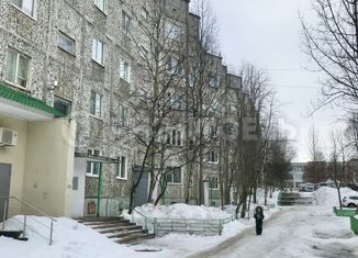 Продам однокомнатную квартиру, 34.5 м2, Мончегорск, Ленинградская набережная, 30к6