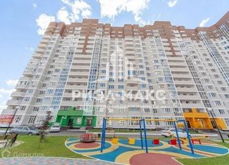 Продается однокомнатная квартира, 50 м2, Брянск, улица имени А.Ф. Войстроченко, 2, ЖК Академический