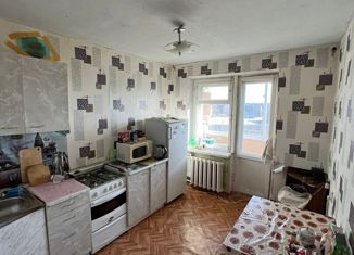 Продается 2-комнатная квартира, 50 м2, Ставрополь, улица Ленина, 120А