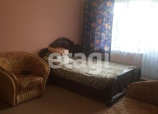 Сдается 1-ком. квартира, 37 м2, Омск, 21-я Амурская улица, 35, Центральный округ