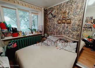 Продам трехкомнатную квартиру, 51 м2, Феодосия, улица Гарнаева, 72