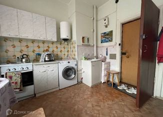 Продается 1-комнатная квартира, 32.7 м2, Тюменская область, улица Чапаева, 10