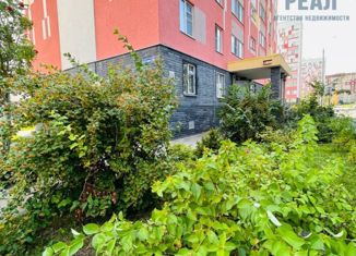 Продаю 2-ком. квартиру, 43.7 м2, Нижний Новгород, улица Спутника, 28, улица Спутника