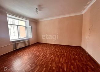 Сдача в аренду трехкомнатной квартиры, 73.5 м2, Волхов, бульвар Чайковского, 4