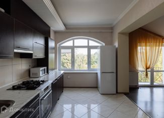 Продам многокомнатную квартиру, 266 м2, Калининградская область, улица Герцена, 1Ж