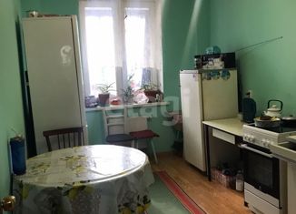 Продается двухкомнатная квартира, 74 м2, Екатеринбург, улица Щорса, 109