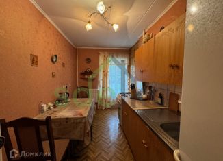 Сдаю трехкомнатную квартиру, 75.7 м2, Москва, Артековская улица, 2к2