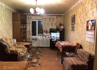 Продается 3-комнатная квартира, 62.9 м2, посёлок городского типа Новозавидовский, Советская улица, 10