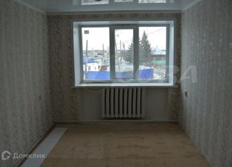 Продаю трехкомнатную квартиру, 52 м2, село Исетское, улица Механизаторов, 25