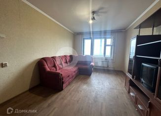 Продам 2-ком. квартиру, 53 м2, Татарстан, улица Гаврилова, 28