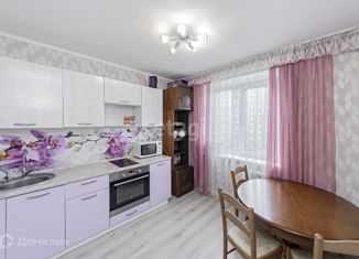 Продажа 2-комнатной квартиры, 51.7 м2, Тюменская область, улица Валерии Гнаровской, 5