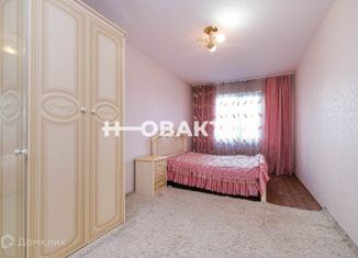 Продажа 2-комнатной квартиры, 75.9 м2, Новосибирская область, улица В. Высоцкого, 54