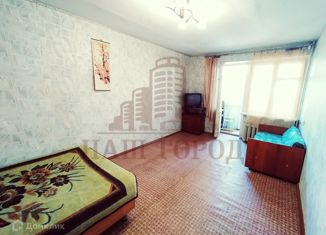 Продам 1-ком. квартиру, 30 м2, Феодосия, улица Гарнаева, 72