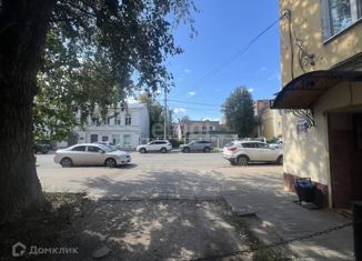 Продам 1-комнатную квартиру, 32 м2, Калуга, улица Воронина, 23