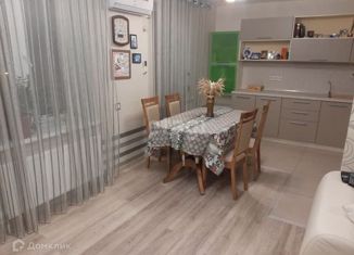 Продаю 4-комнатную квартиру, 92.7 м2, Ижевск, улица Холмогорова, 67, жилой район Север