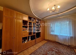 Продам 2-ком. квартиру, 42 м2, Ставропольский край, Фестивальная улица, 12