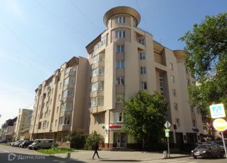 Продам 3-комнатную квартиру, 117 м2, Екатеринбург, Красноармейская улица, 68, Красноармейская улица