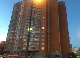Продаю 3-ком. квартиру, 76 м2, Москва, Весенняя улица, 4, Весенняя улица