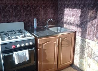 Продам 2-комнатную квартиру, 42.9 м2, Фокино, улица Карла Маркса, 14