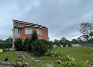 Продаю дом, 386 м2, посёлок городского типа Славянка, улица Станислава Чёрного, 34