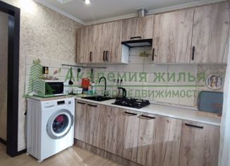 Сдам 1-ком. квартиру, 40 м2, Саратов, улица имени А.В. Плякина, 1А, Заводской район