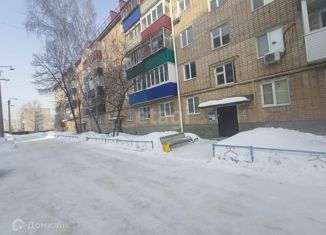 Продается двухкомнатная квартира, 49.5 м2, Республика Башкортостан, улица Чкалова, 5