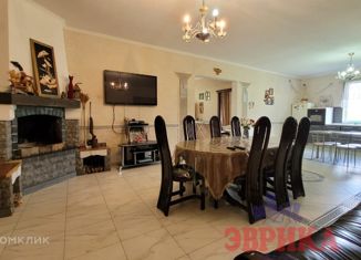 Продаю дом, 223 м2, станица Неберджаевская, улица Ленина