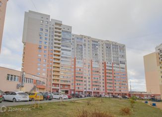 Продаю 3-ком. квартиру, 70 м2, Екатеринбург, Совхозная улица, 4, ЖК Калиновский