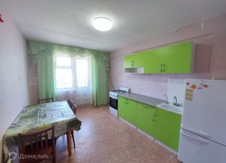 Продаю 1-ком. квартиру, 38 м2, Татарстан, Стахановская улица, 64