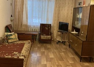 Сдача в аренду 1-ком. квартиры, 36 м2, Зеленодольск, улица Фрунзе, 3