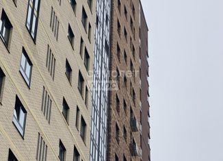 Продается 2-ком. квартира, 63.25 м2, Удмуртия, улица Васнецова, 38