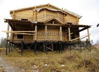 Продается дом, 500 м2, коттеджный поселок Хутор близ Извары