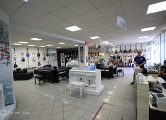 Продаю офис, 1000 м2, Красноярск, улица Перенсона, Центральный район