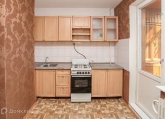 Продам 1-комнатную квартиру, 45 м2, Ставрополь, улица Чехова, 33