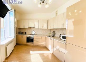 Продам двухкомнатную квартиру, 59.5 м2, Мурино, улица Шувалова, 11, ЖК Гринландия