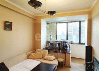 Продается 1-комнатная квартира, 32 м2, Москва, улица Народного Ополчения, 23к3, метро Народное Ополчение