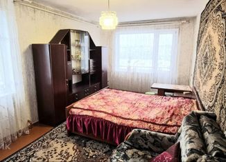 Трехкомнатная квартира на продажу, 57.9 м2, Мурманск, улица Александрова, 40