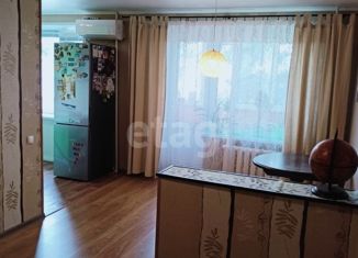 Продаю 3-ком. квартиру, 62.1 м2, поселок Троицкий, Центральная улица, 6