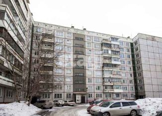 Продаю 2-ком. квартиру, 43 м2, Новосибирск, улица Дуси Ковальчук, 28, метро Гагаринская