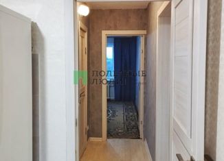 Продам 2-ком. квартиру, 49 м2, Курган, улица Отдыха, 8, жилой район Северный