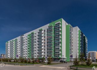 Продажа двухкомнатной квартиры, 54 м2, Казань, улица Азата Аббасова, 3