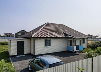 Продам дом, 98 м2, коттеджный посёлок Озеро Малое, Лазурная улица, 1