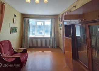 2-комнатная квартира на продажу, 42.2 м2, Александровск, улица Халтурина, 14