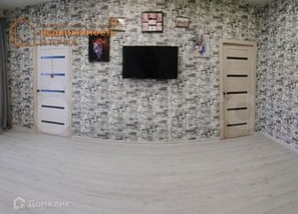 Продам 2-ком. квартиру, 45 м2, Нефтекамск, Комсомольский проспект, 17