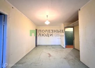 Продаю 2-ком. квартиру, 42.9 м2, Курганская область, улица Кирова, 60