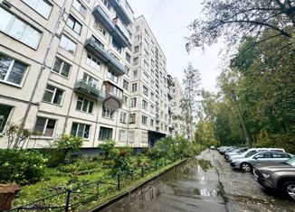 Продаю 2-ком. квартиру, 47.2 м2, Санкт-Петербург, проспект Науки, 28к3, метро Политехническая