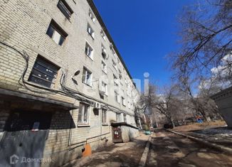 Продам 1-ком. квартиру, 12.2 м2, Саратов, Гвардейская улица, 24А